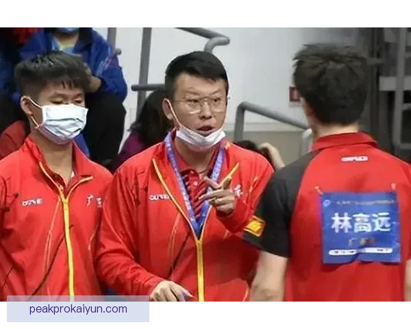 汤姆·洛克耶重回英超赛场,成为球队注入新活力的重要一员 汤姆·洛克耶重回英超赛场,成为球队注入新活力的重要一员