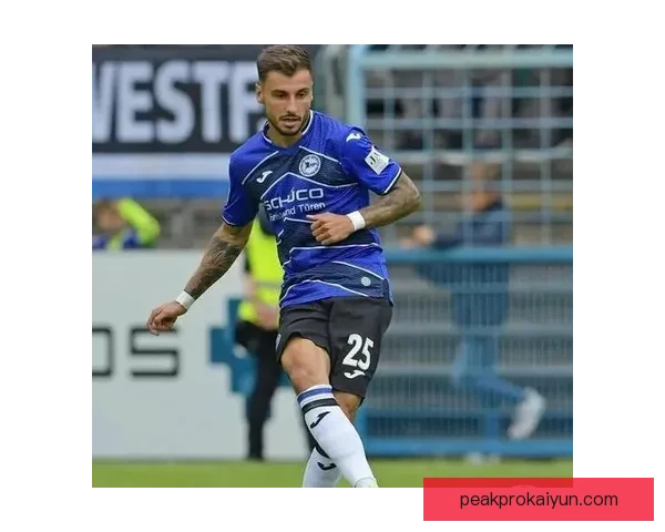 格里马尔多状态回暖，勒沃库森左翼表现稳健引发关注