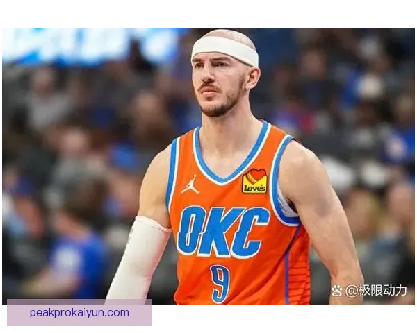 马尔蒂尼传球视野展现顶级防守球员的组织能力